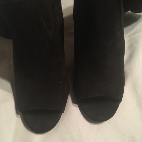 Boots - Picture 6 of 6